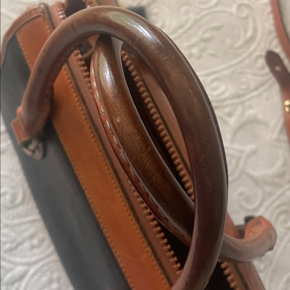 Downey & Bourke leather purse - Picture 10 of 16